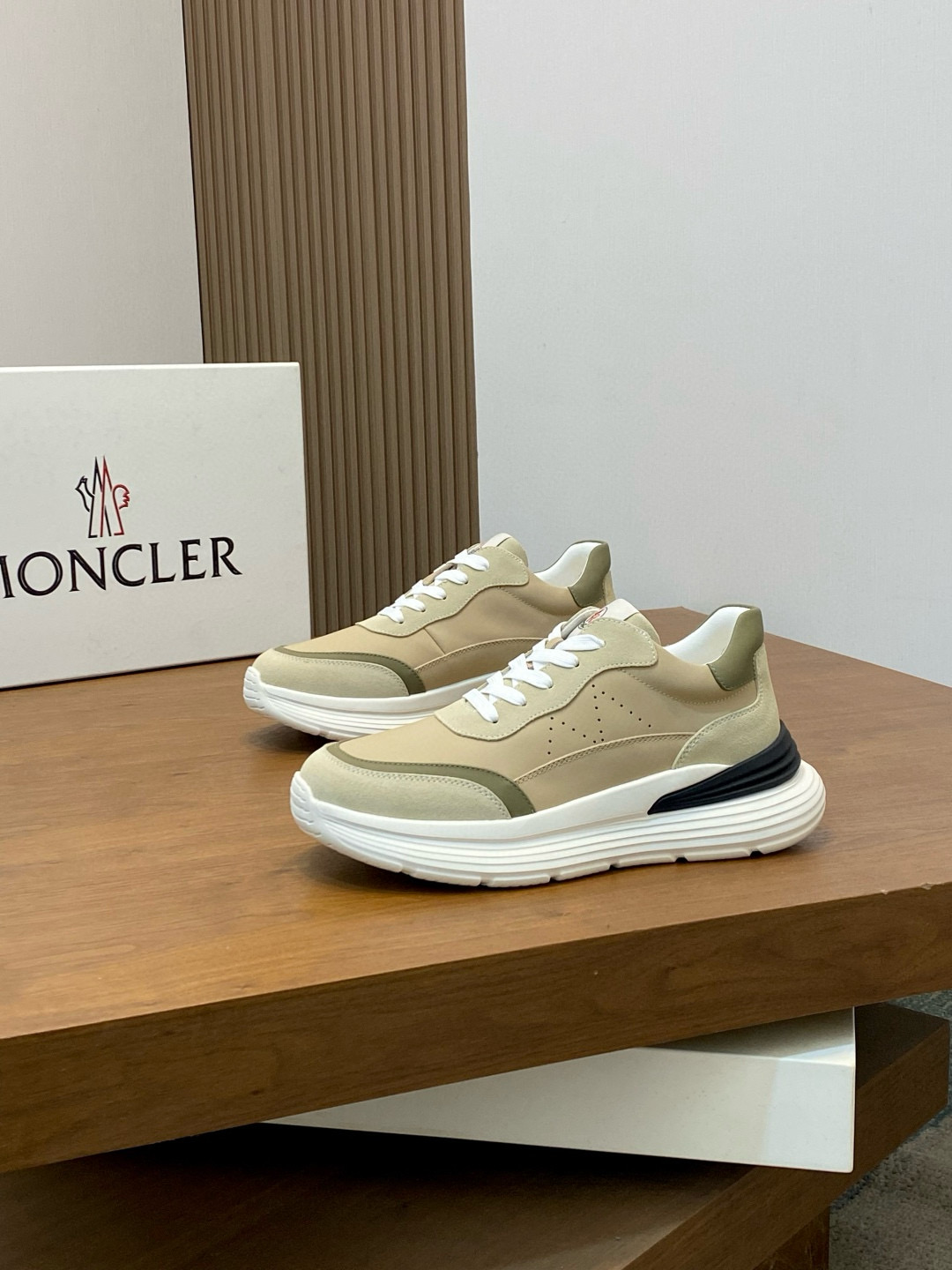 몽클레어 Moncler 스니커즈