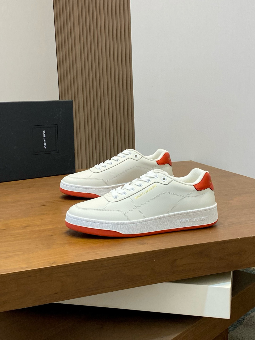 생로랑 Saint Laurent 스니커즈