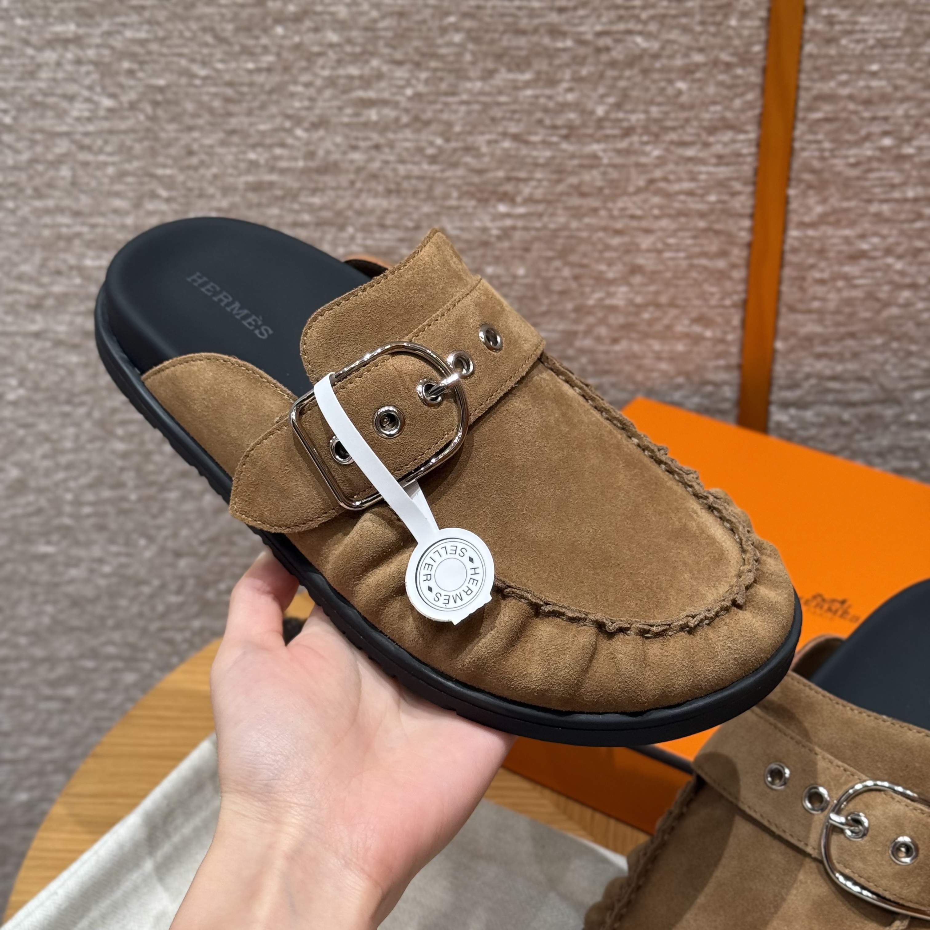 에르메스 Hermes 291 Hermes Key mule Chamois&Naturel