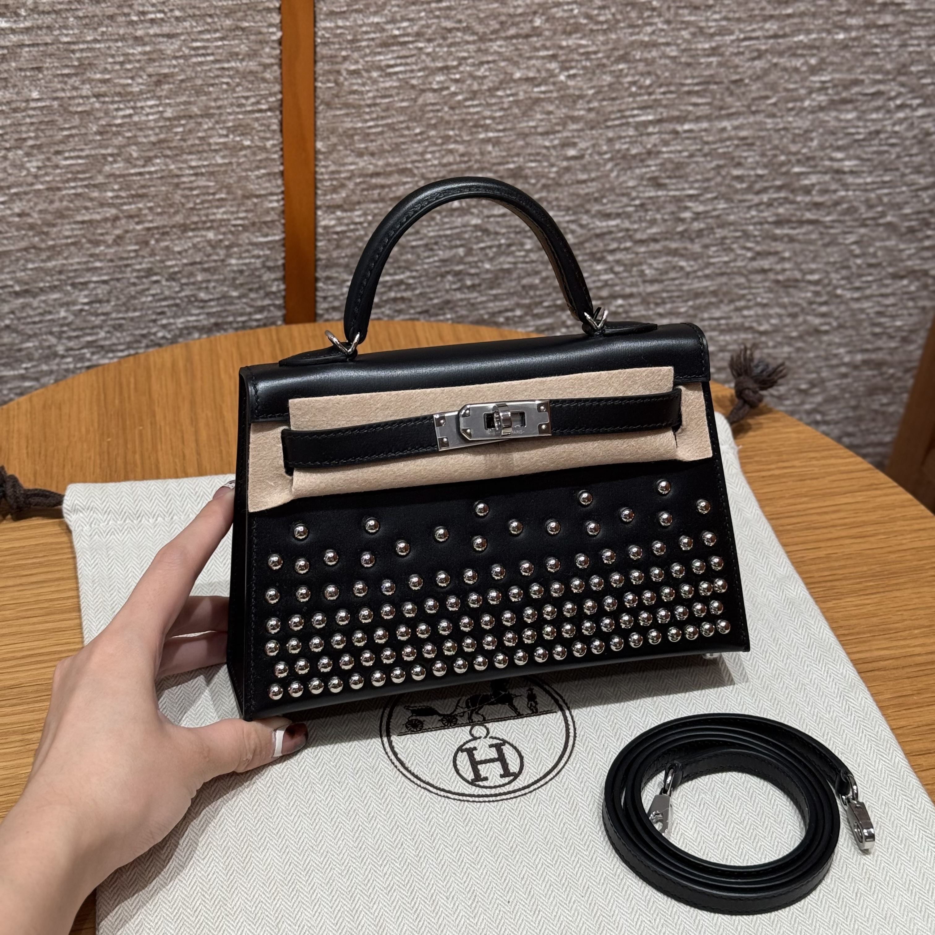 에르메스 Hermes Mini Kelly 19cm Box 89 Noir/silver