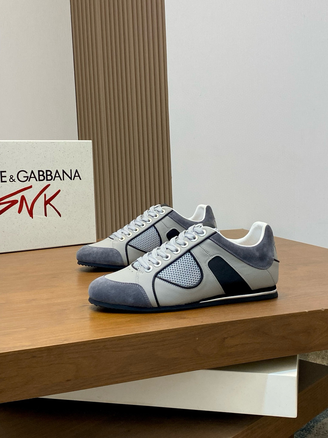 돌체앤가바나 Dolce&Gabbana Cushion 스니커즈