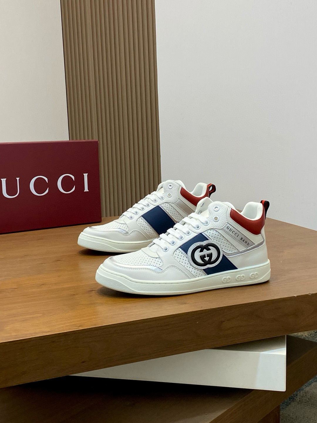 구찌 Gucci 스니커즈