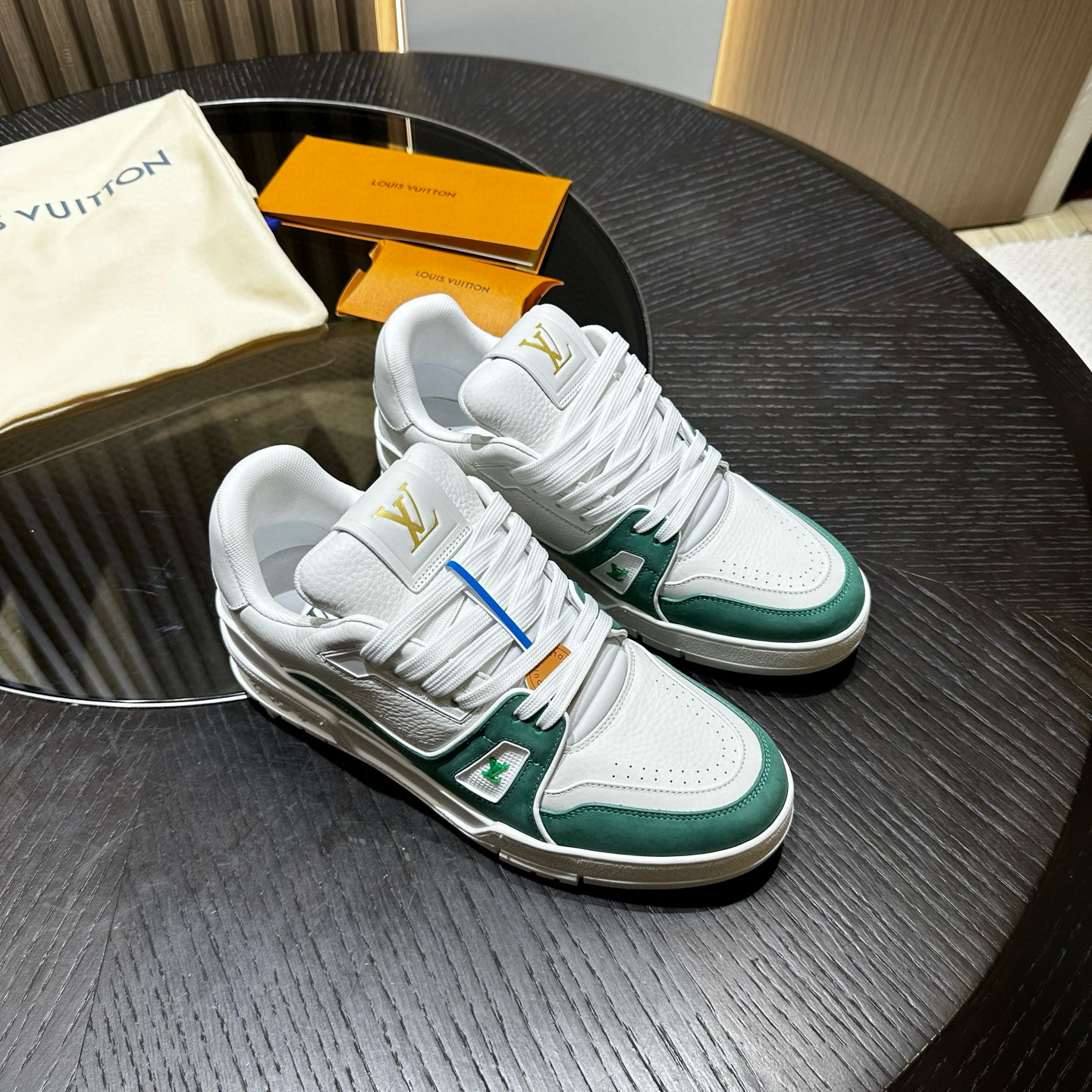 루이비통 Louis Vuitton Trainer LV.tyler 스니커즈