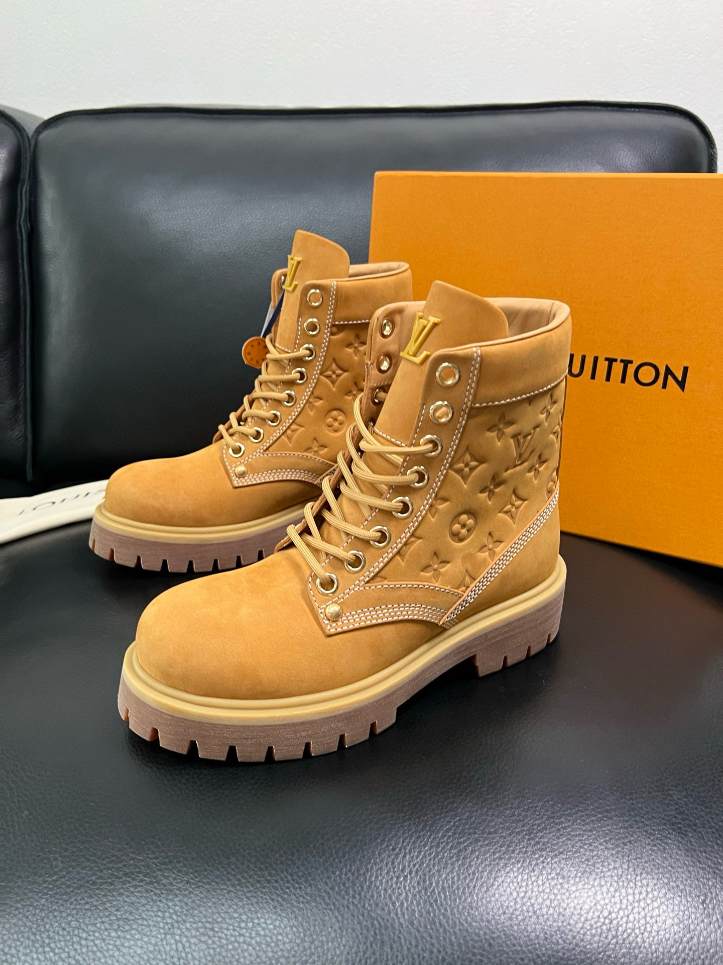 루이비통 Louis Vuitton 앵클 부츠