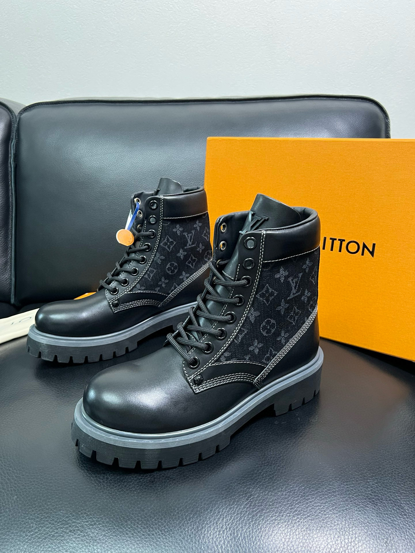 루이비통 Louis Vuitton 앵클 부츠