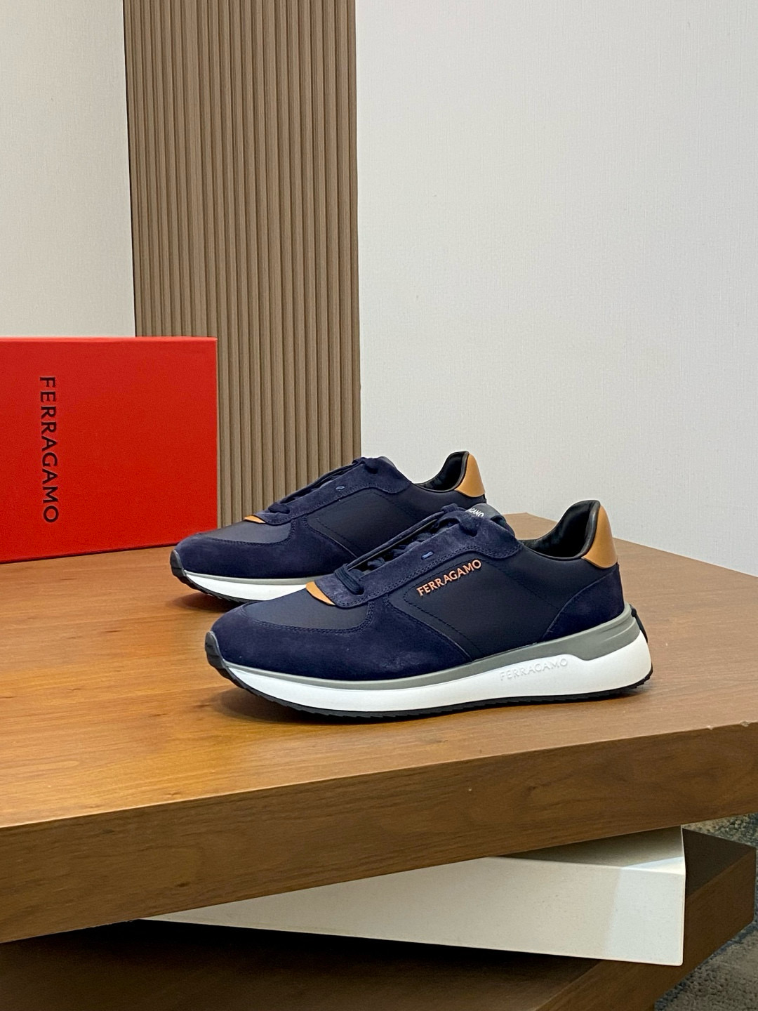 살바토레 페라가모 Salvatore Ferragamo 스니커즈