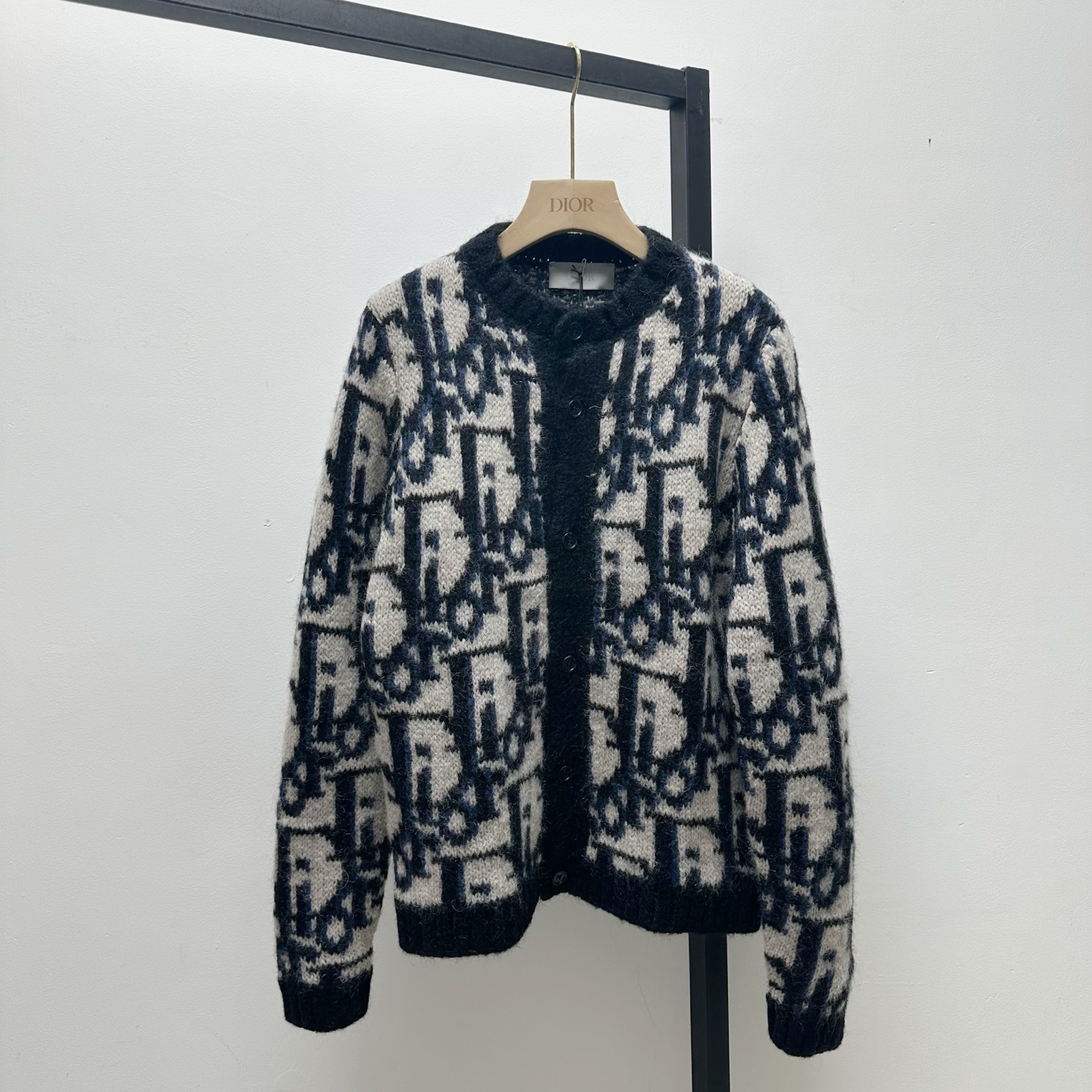 디올 DIOR 가디건