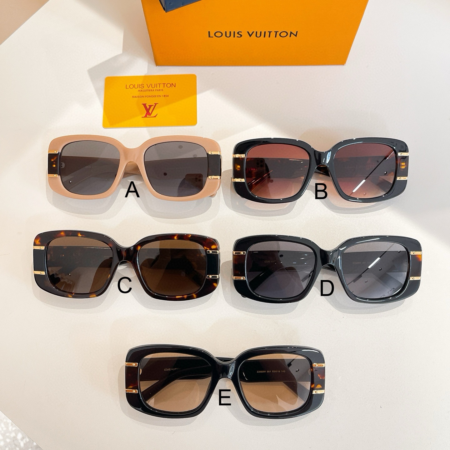 루이비통 Louis Vuitton Z2968W 53口18-145