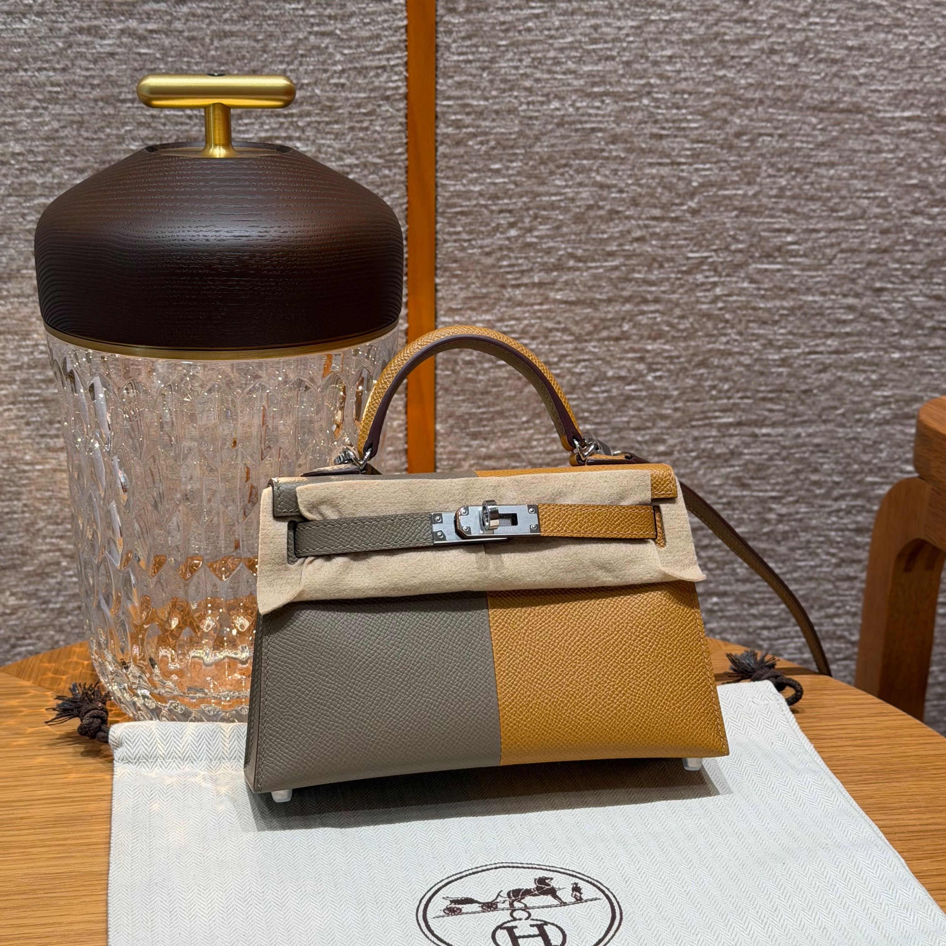 에르메스 Hermes Mini Kelly 19cm Epsom 18 Etoupe 2S Sesame  2Z Blue Nuit/silver