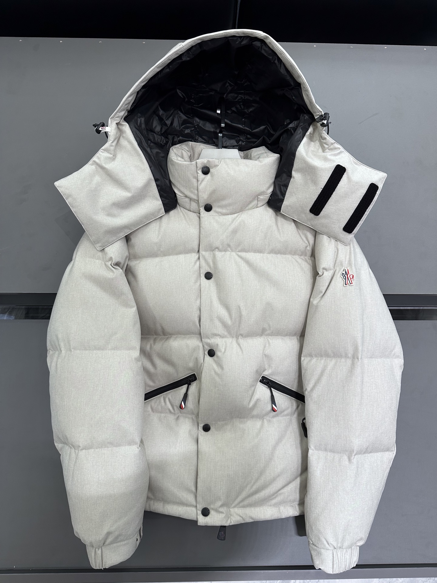 몽클레어 Moncler 다운재킷。