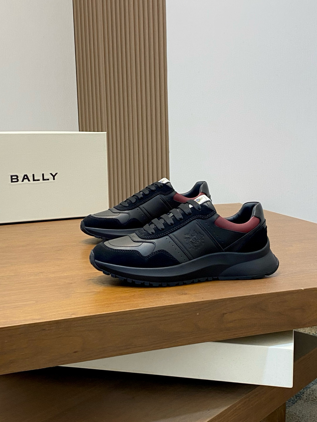 발리 BALLY 스니커즈