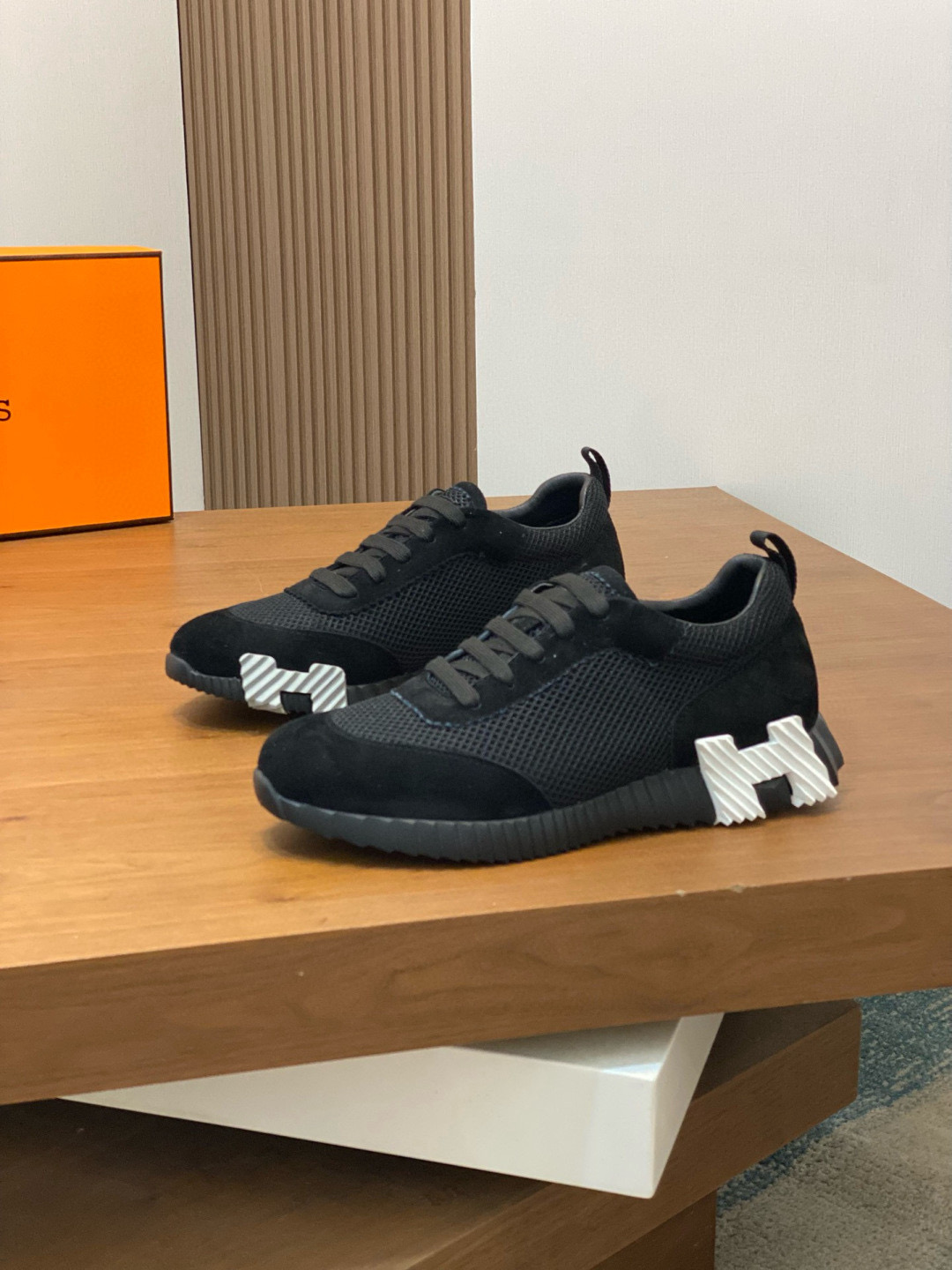 에르메스 Hermes Bouncing 스니커즈