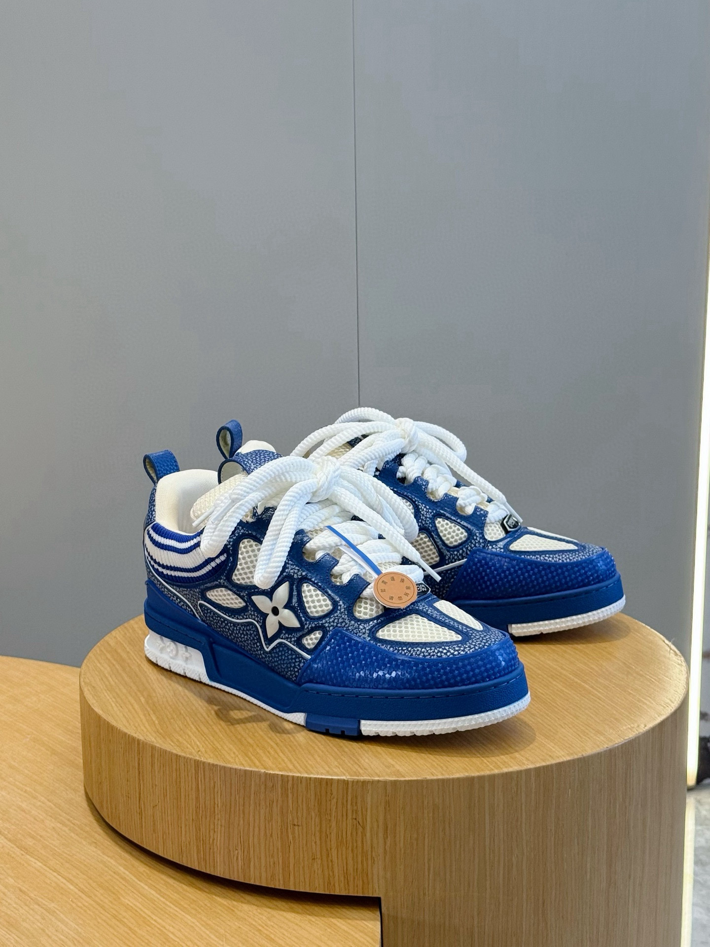 루이비통 Louis Vuitton Trainer 스니커즈