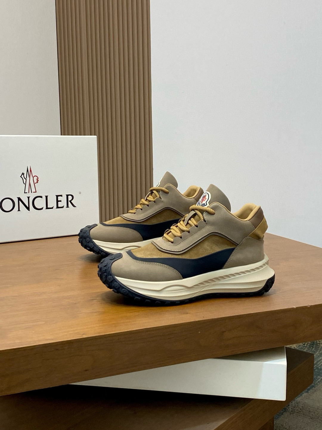 몽클레어 Moncler 스니커즈