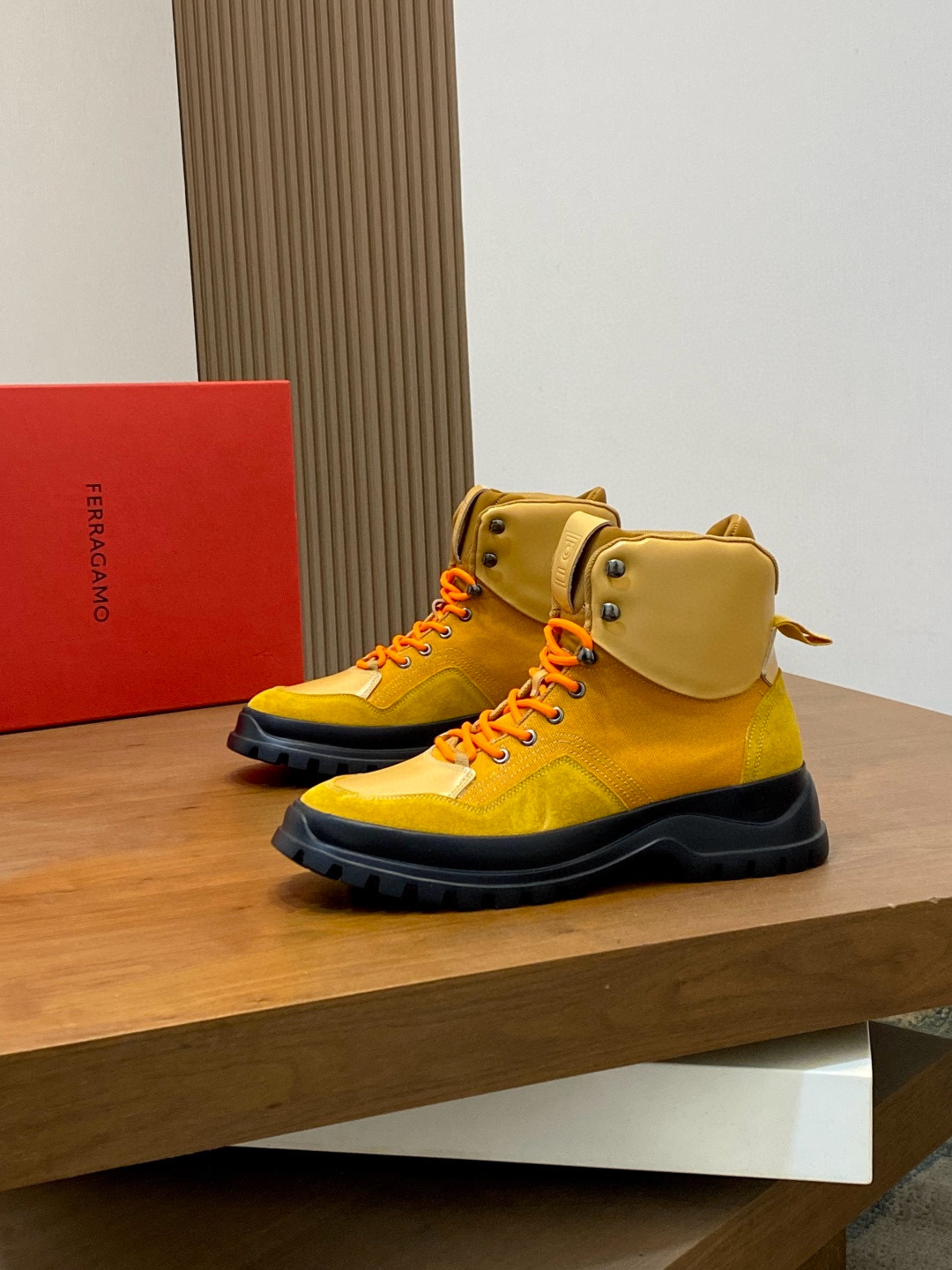 살바토레 페라가모 Salvatore Ferragamo 앵클 부츠