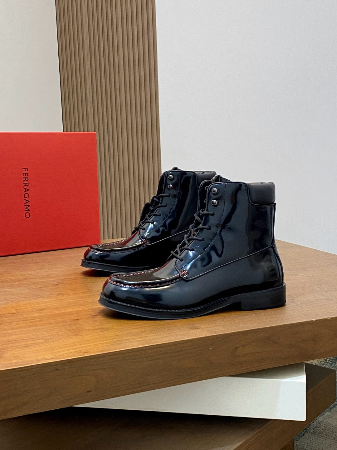 살바토레 페라가모 Salvatore Ferragamo 앵클 부츠