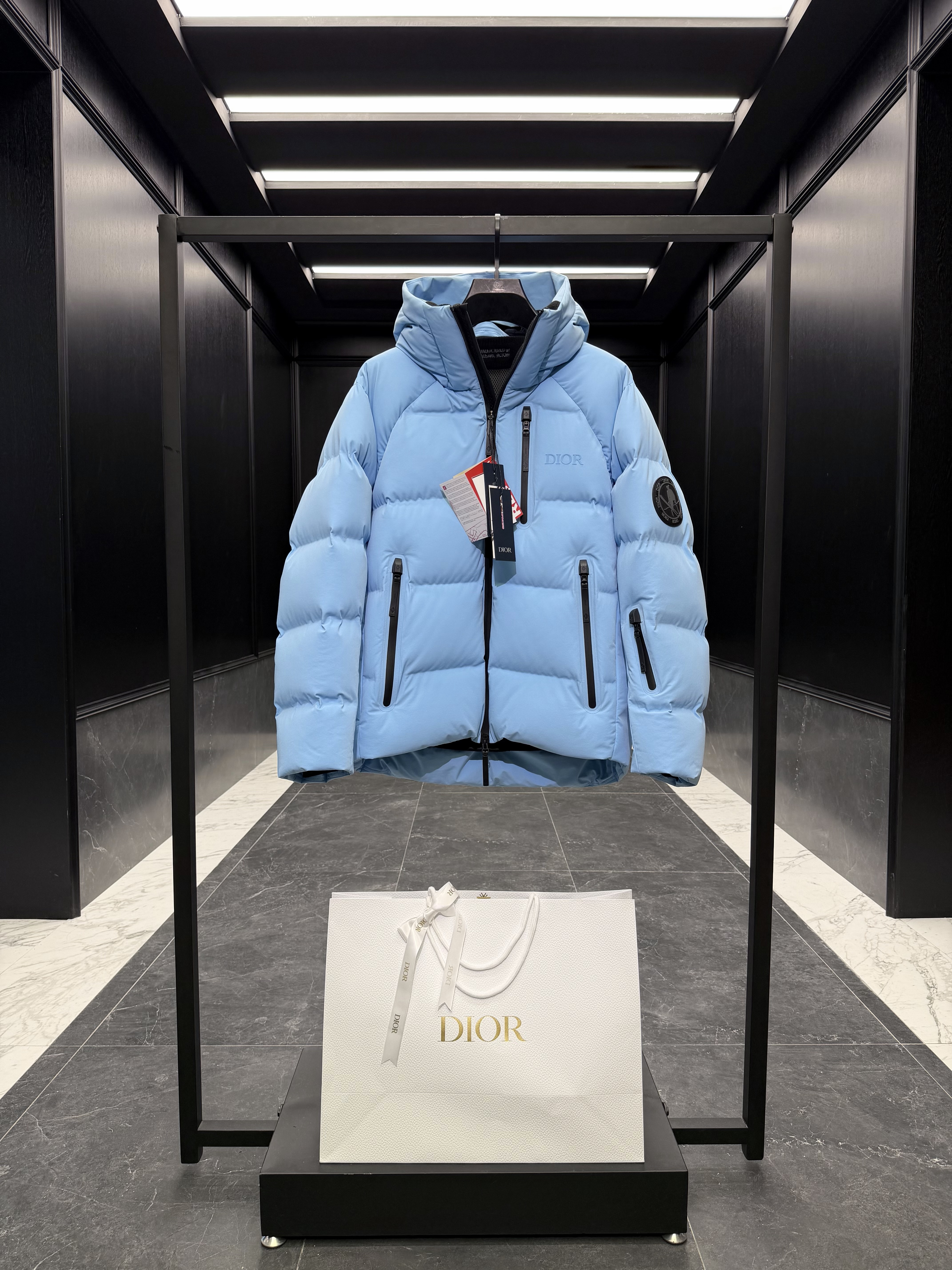 디올 DIOR 다운재킷