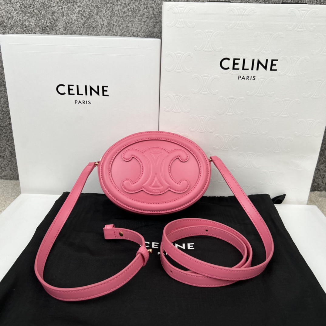 셀린느 Celine 101703 Oval Bag Cuir Triomphe in Smooth Calfskin 16cm