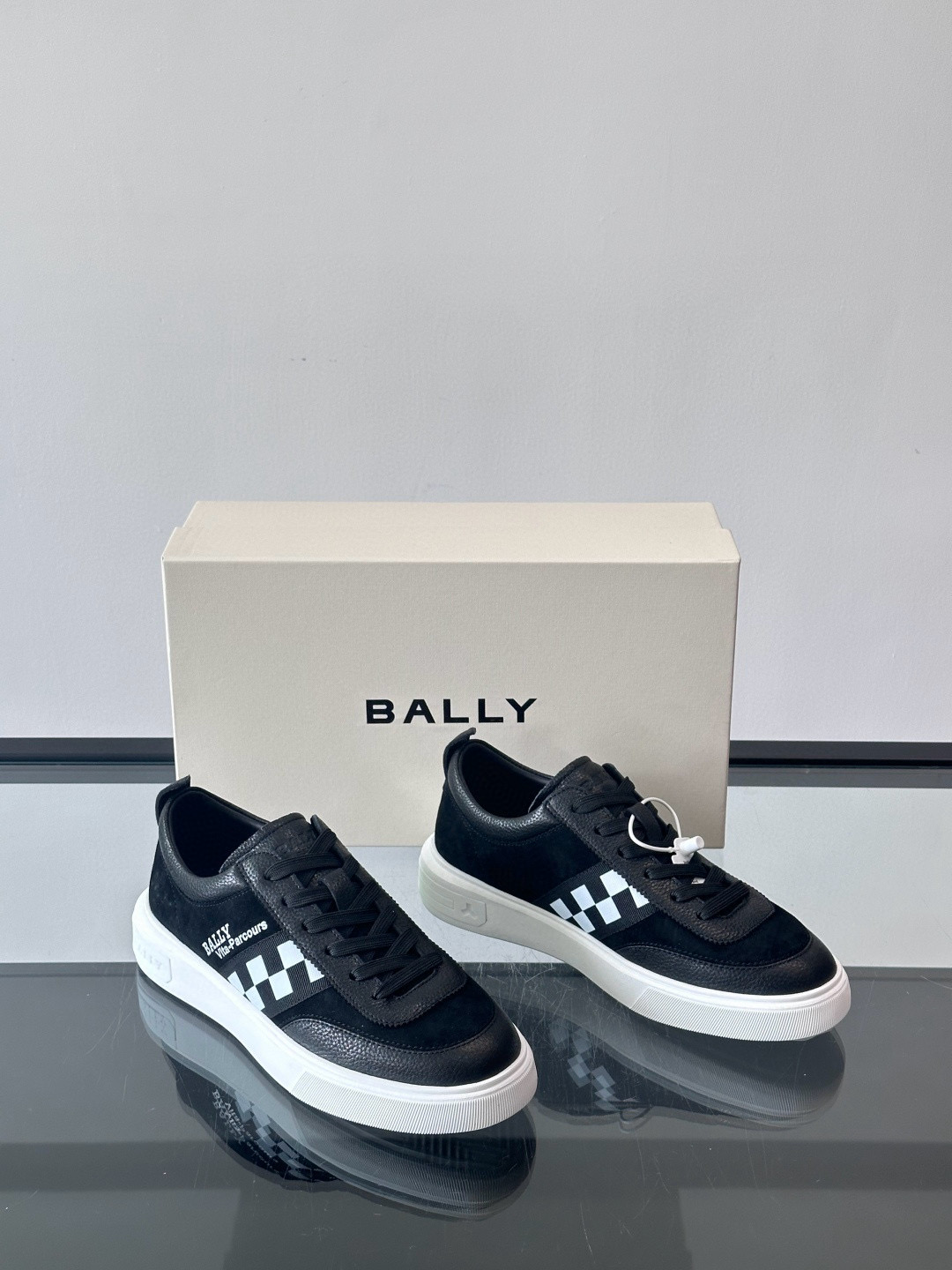 발리 Bally 스니커즈