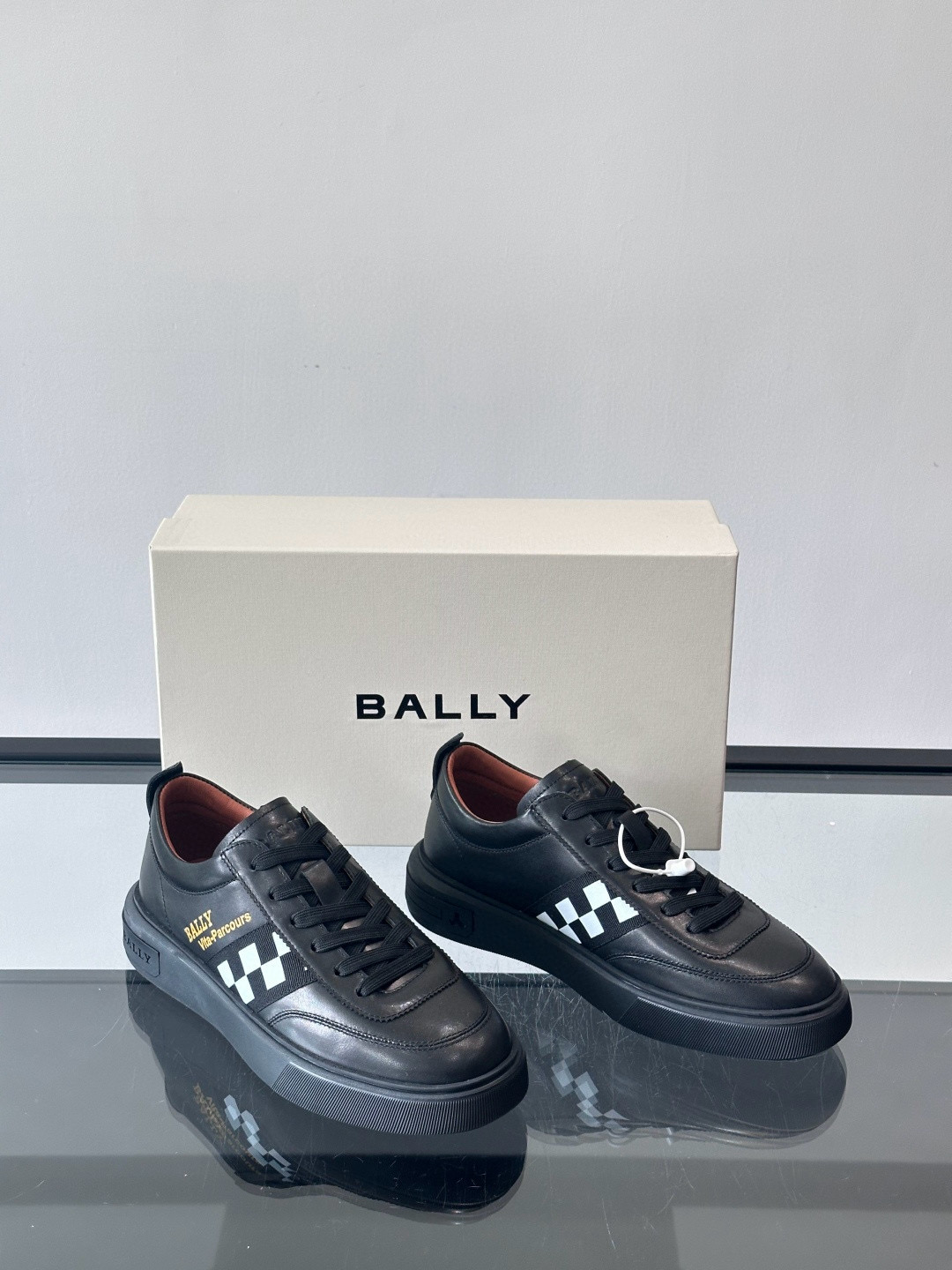 발리 Bally 스니커즈