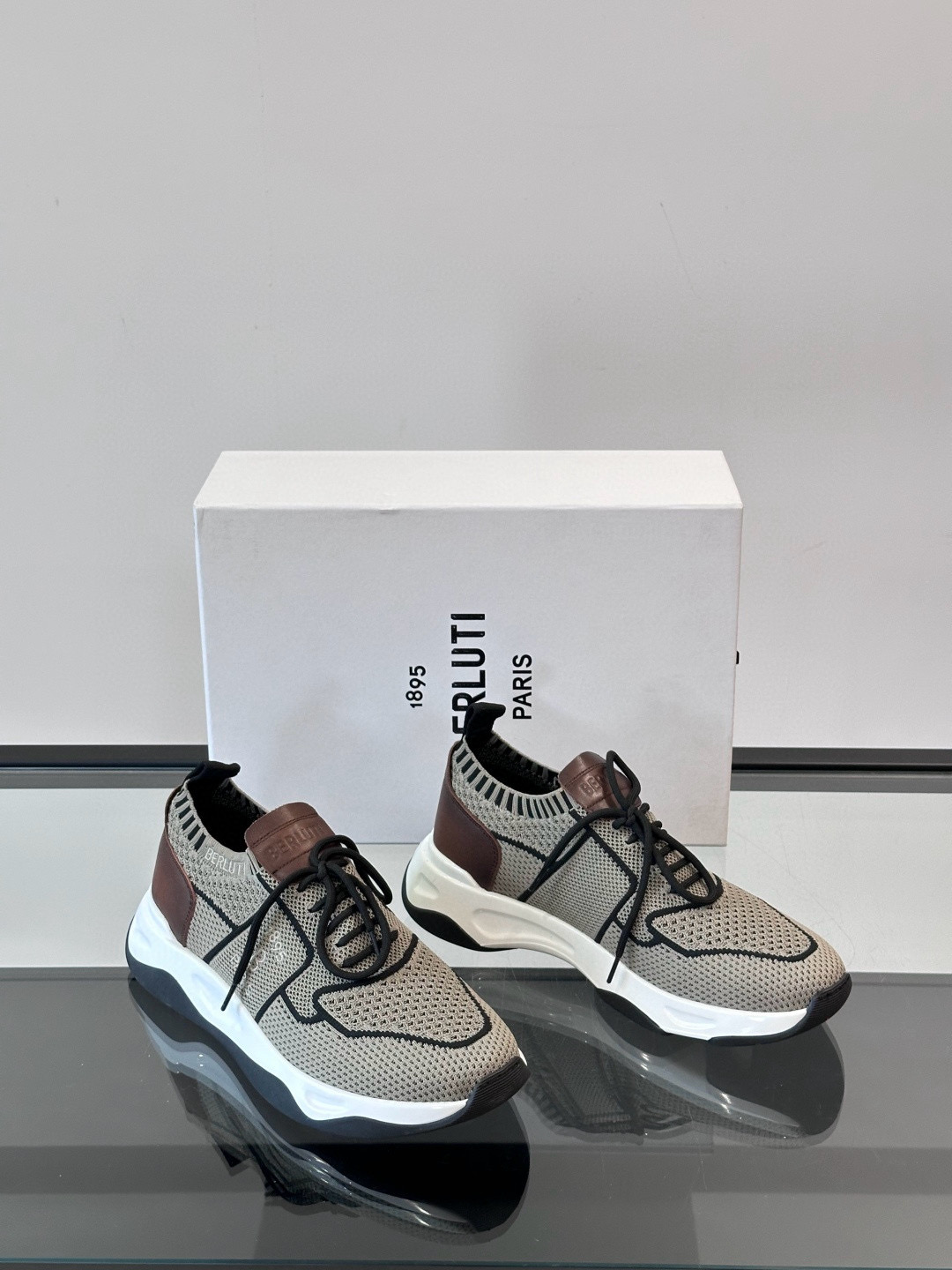 벨루티 Berluti Shadow 스니커즈