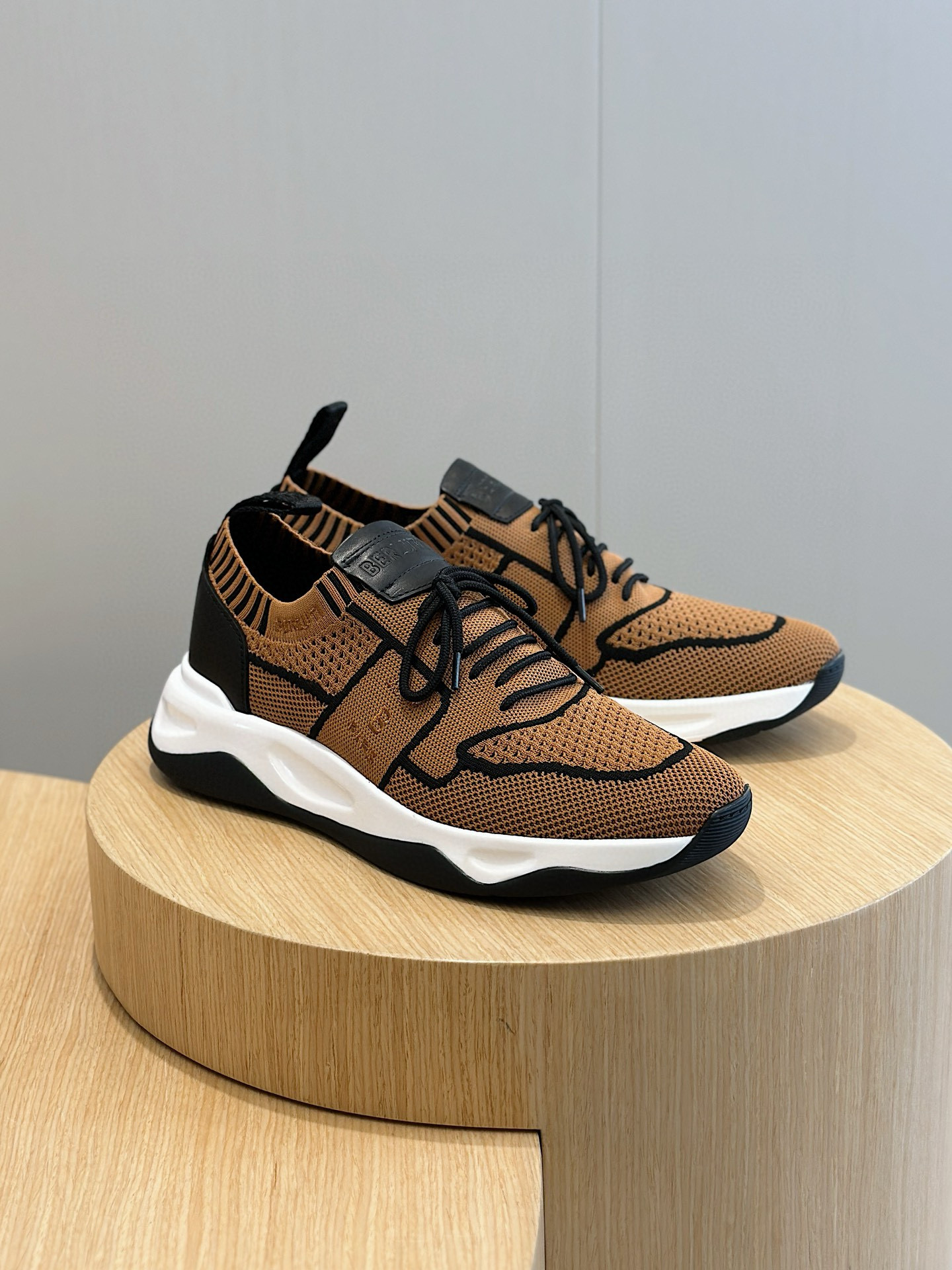 벨루티 Berluti Shadow 스니커즈