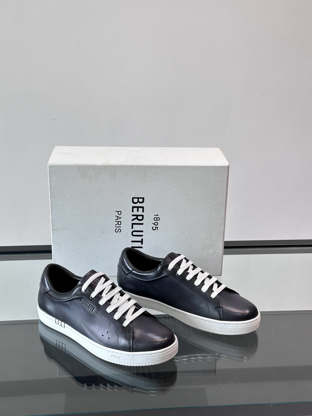 벨루티 Berluti 스니커즈