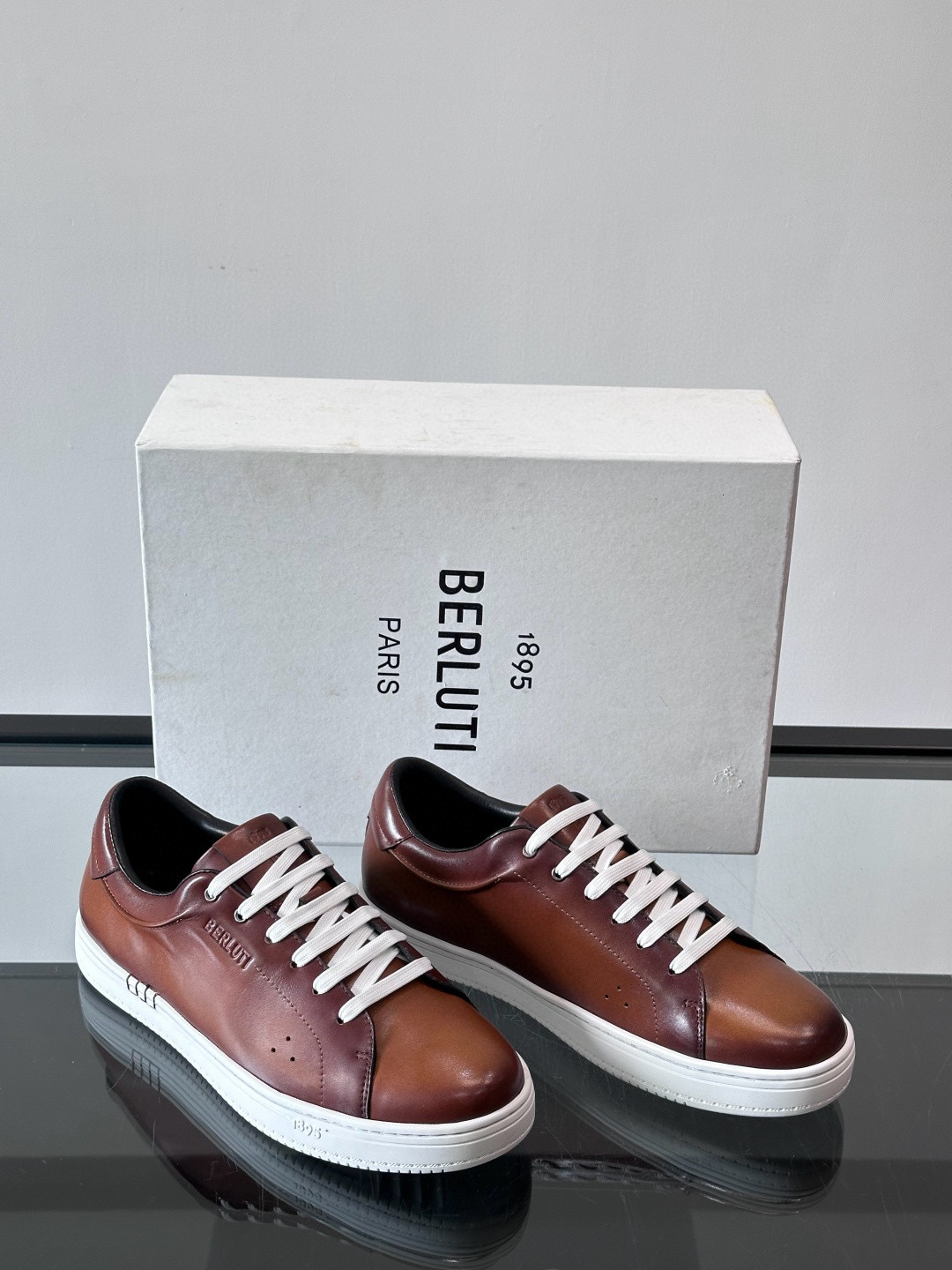 벨루티 Berluti 스니커즈
