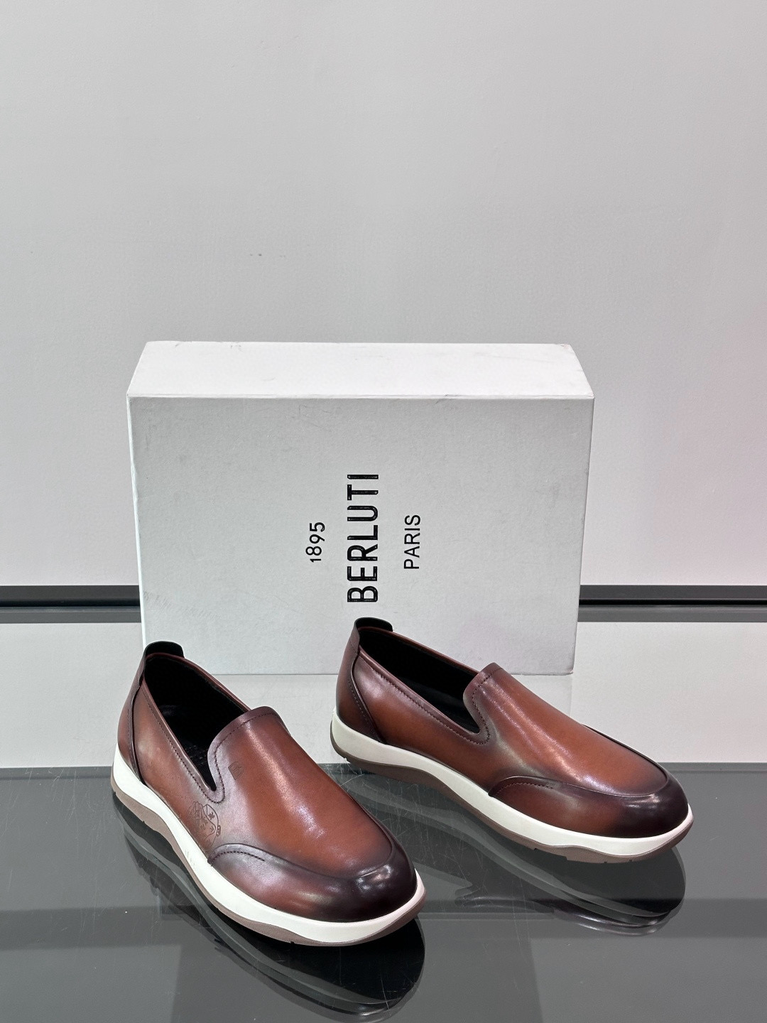 벨루티 Berluti 스니커즈