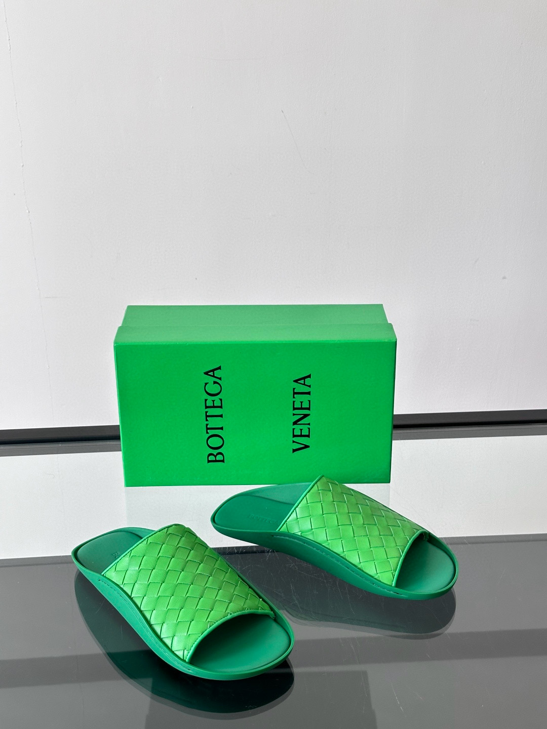 보테가 베네타 Bottega Veneta Sanlon02 슬리퍼