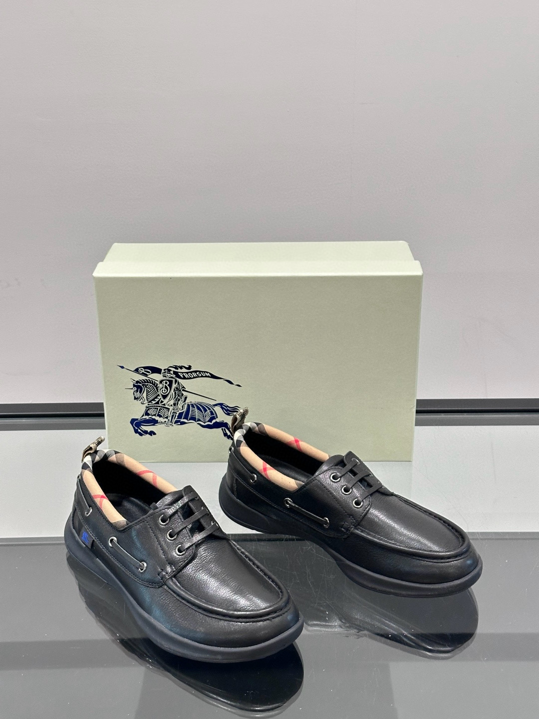 버버리 Burberry Terrace 스니커즈