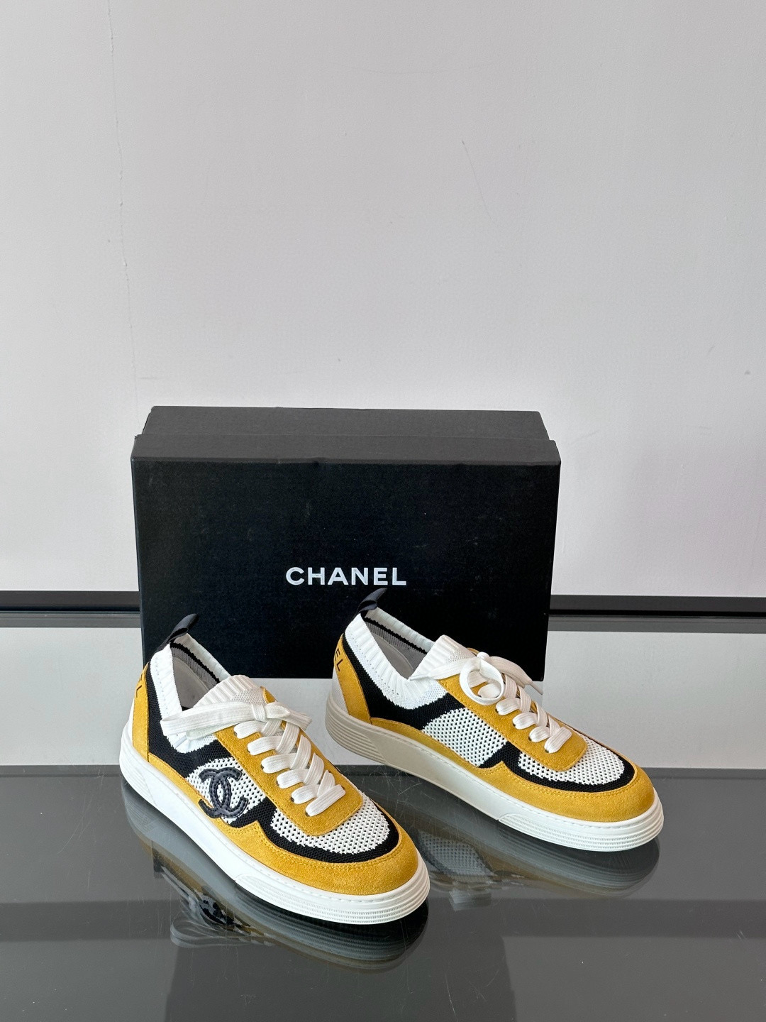 샤넬 CHANEL 스니커즈