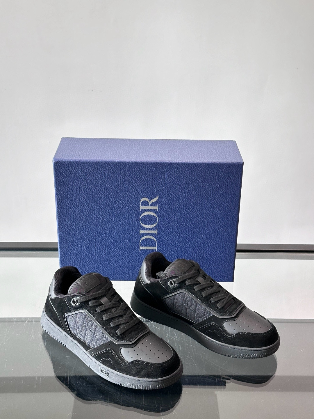 디올 Dior B27 스니커즈