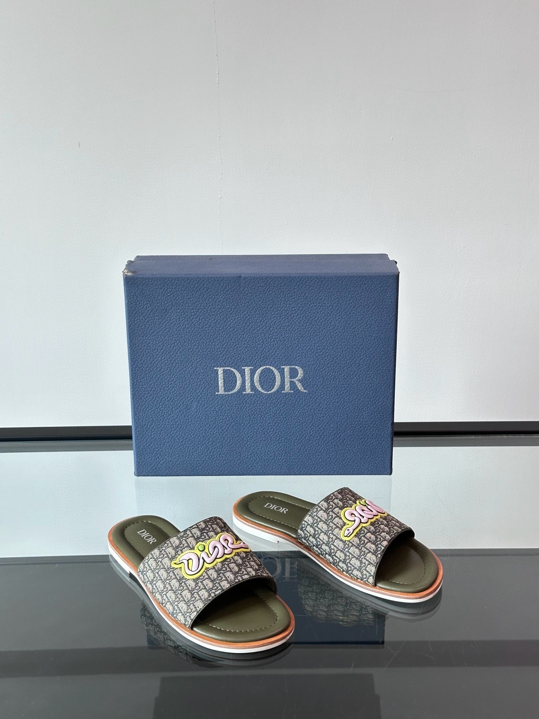 디올 Dior 슬리퍼