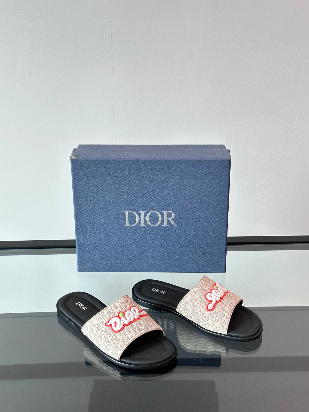 디올 Dior 슬리퍼