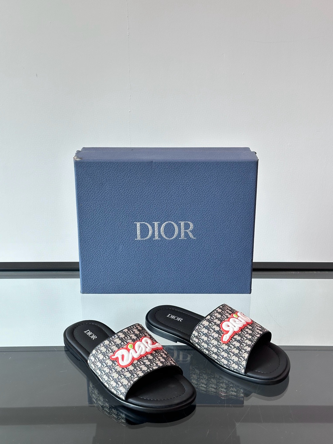 디올 Dior 슬리퍼