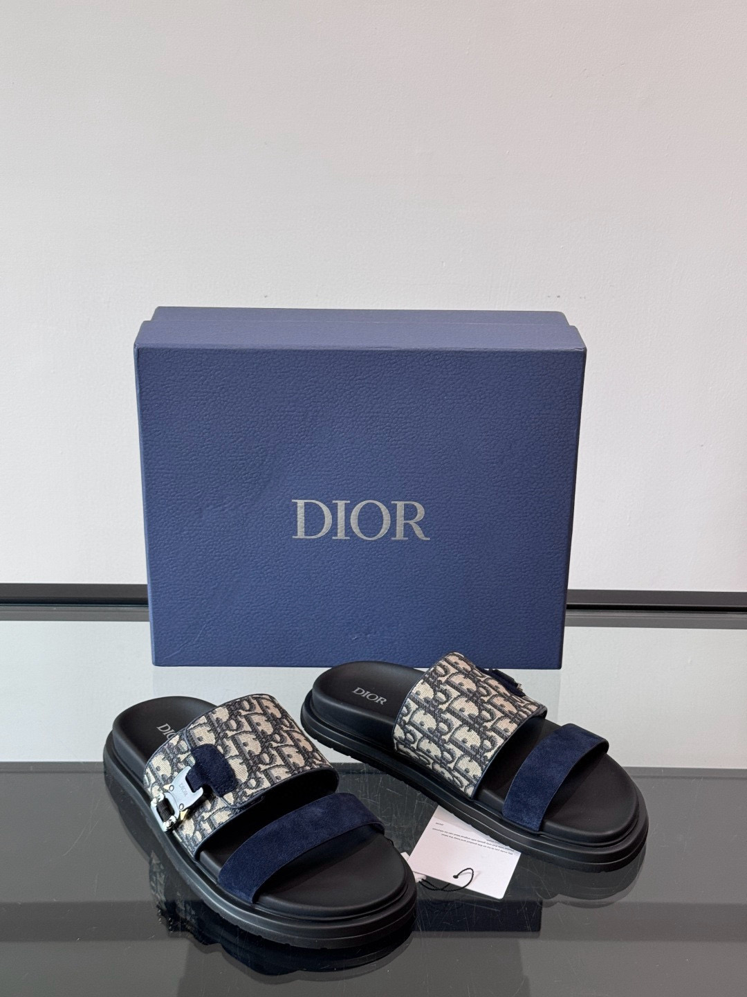 디올 Dior 슬리퍼