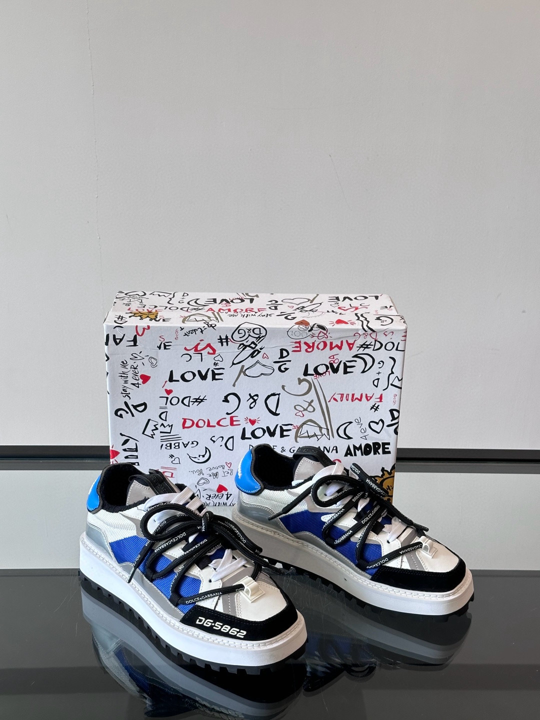 돌체앤가바나 Dolce&Gabbana 스니커즈