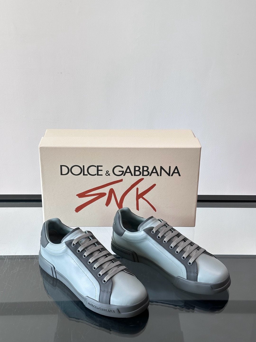 돌체앤가바나 Dolce&Gabbana 스니커즈