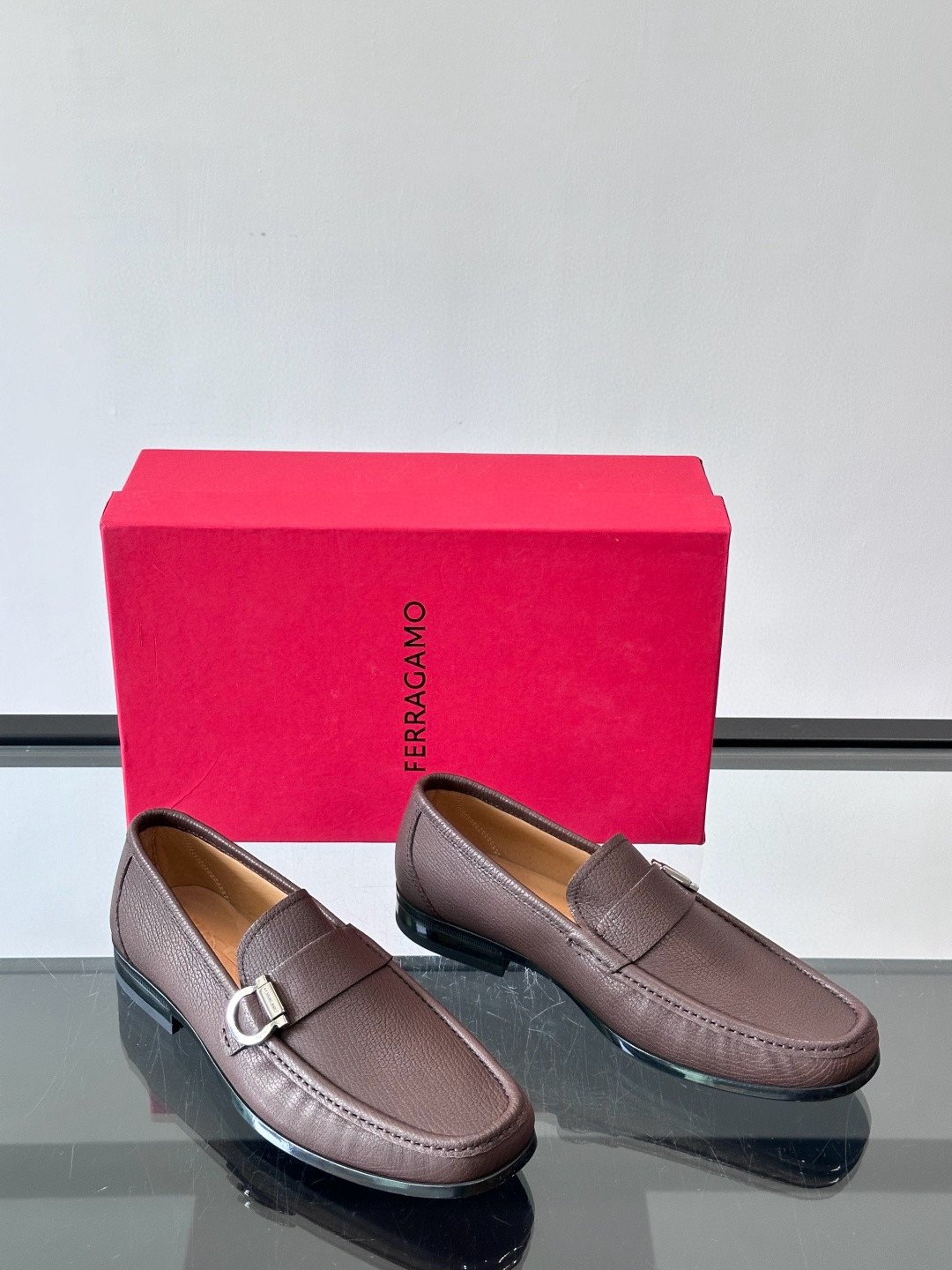 살바토레 페라가모 Salvatore Ferragamo 로퍼 슈즈