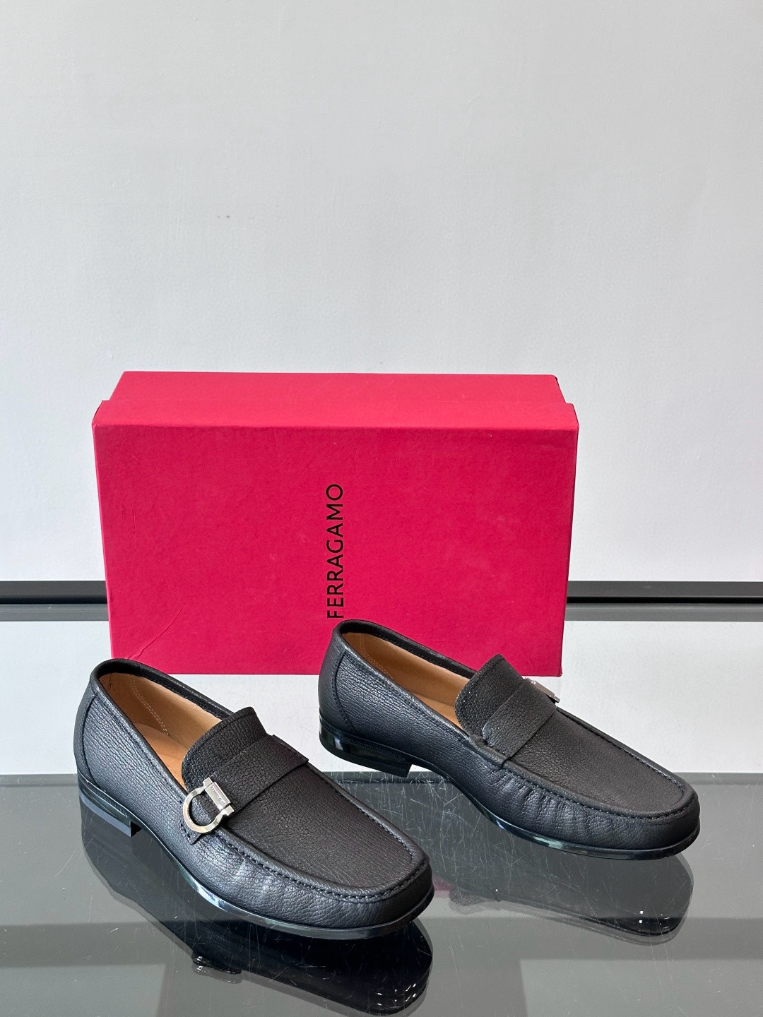 살바토레 페라가모 Salvatore Ferragamo 로퍼 슈즈