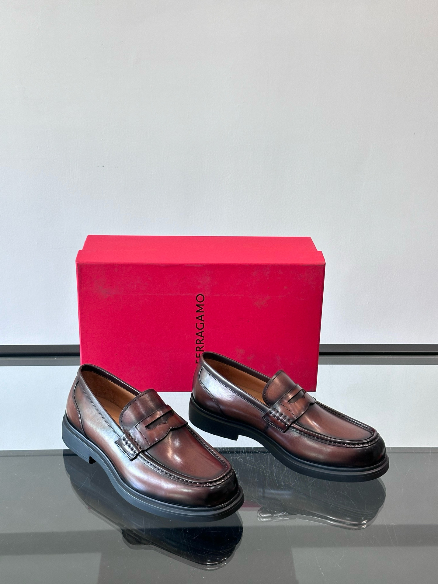 살바토레 페라가모 Salvatore Ferragamo 구두