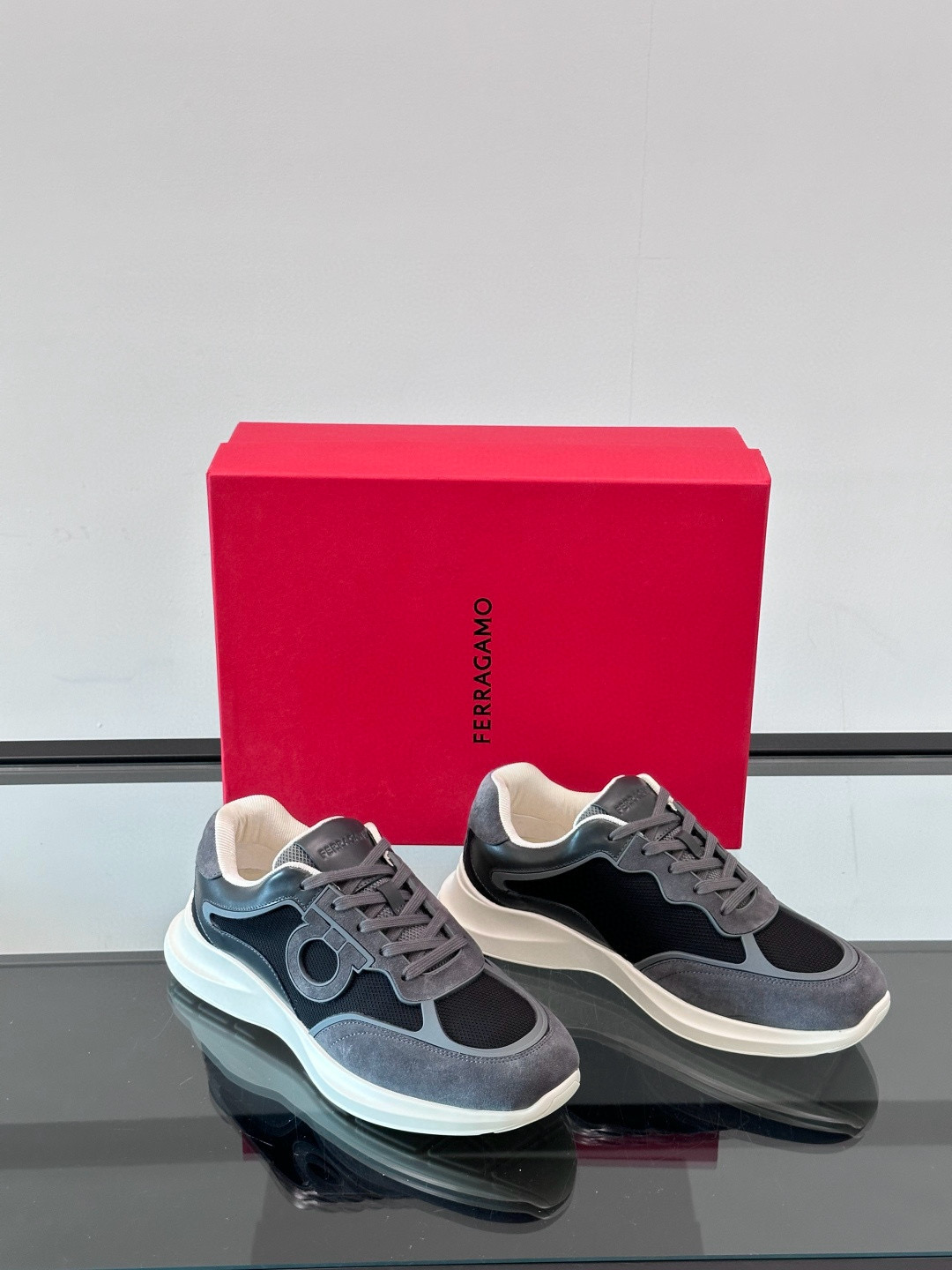 살바토레 페라가모 Salvatore Ferragamo 스니커즈