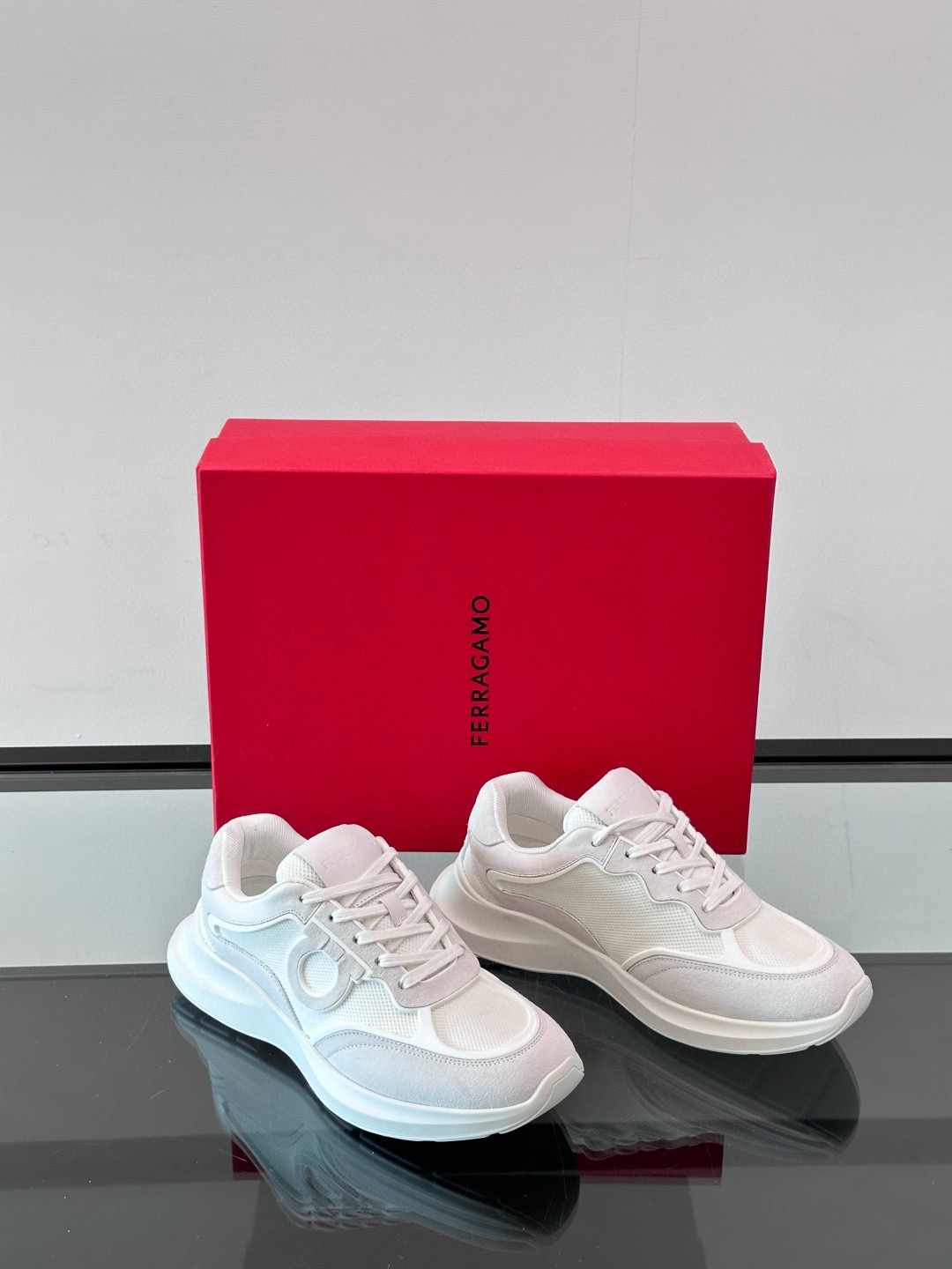 살바토레 페라가모 Salvatore Ferragamo 스니커즈