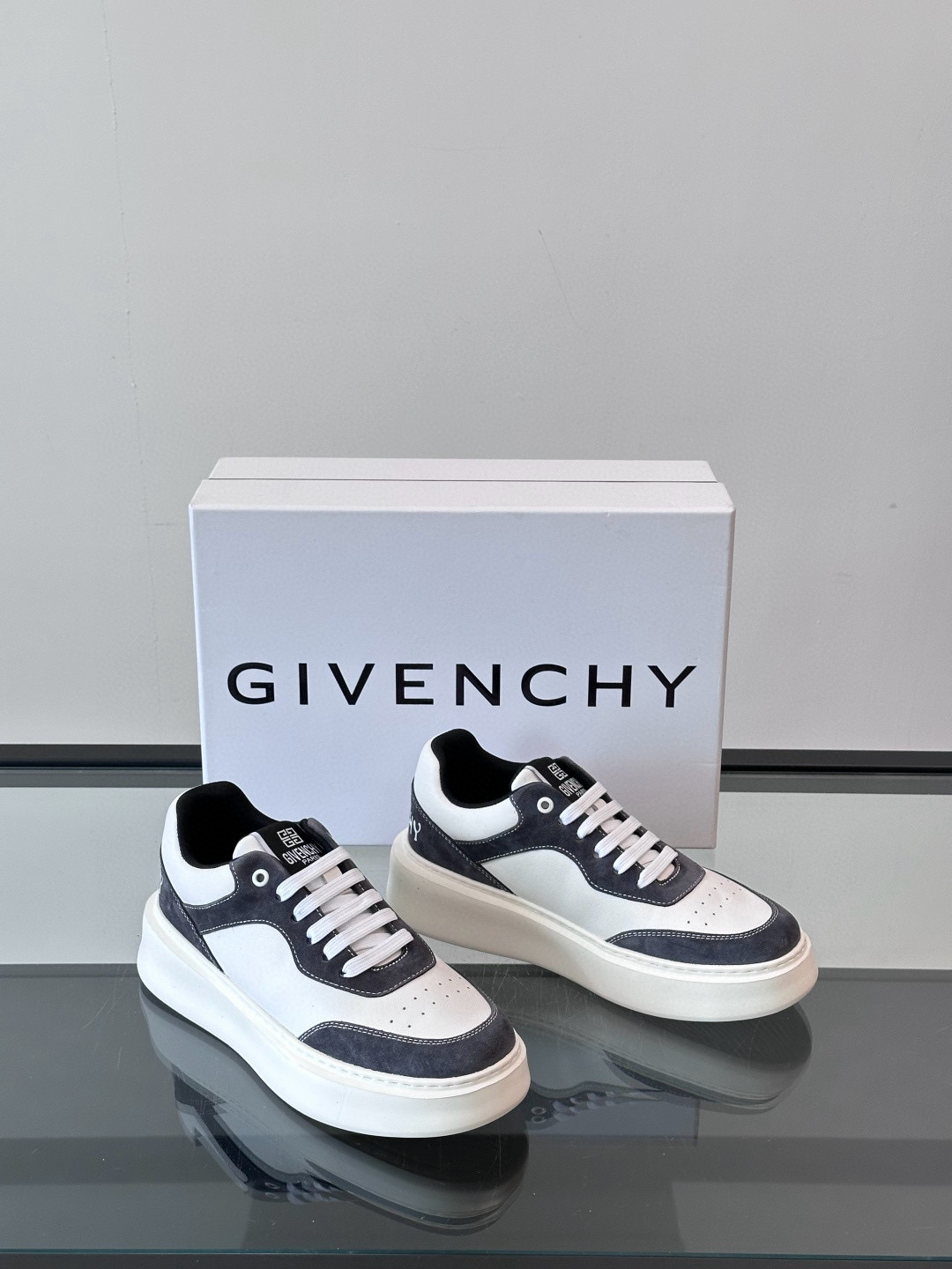 지방시 Givenchy 스니커즈