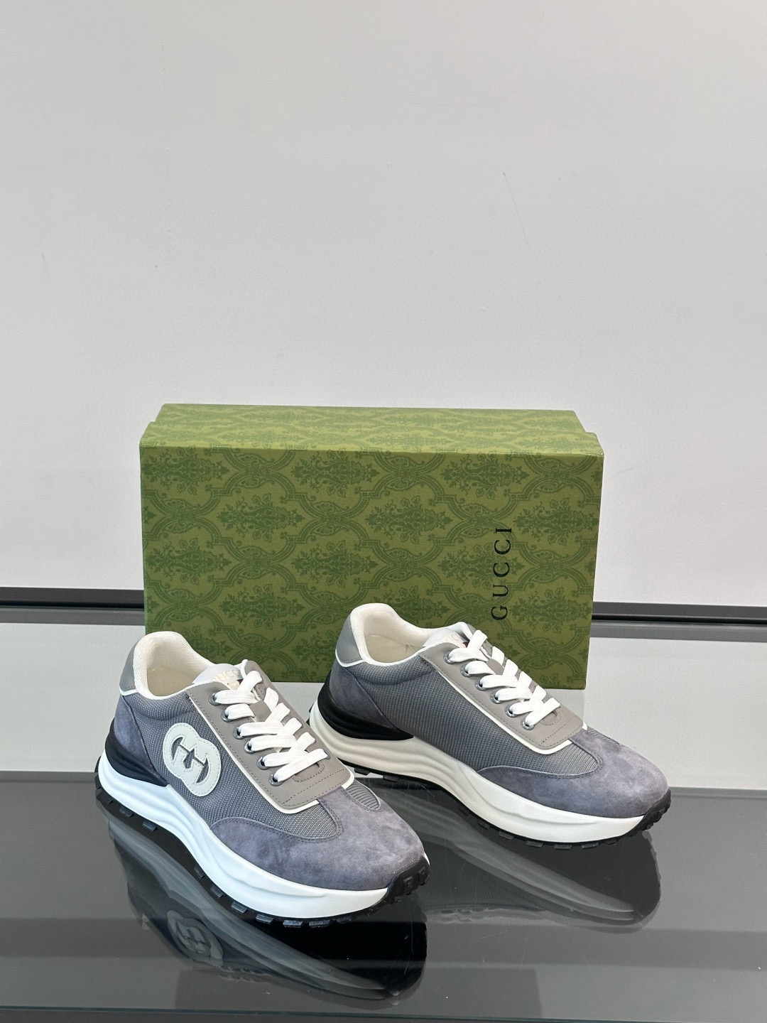 구찌 Gucci 스니커즈