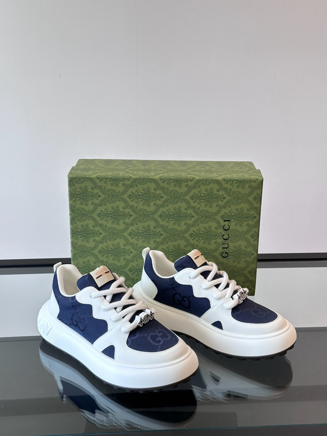 구찌 Gucci 스니커즈