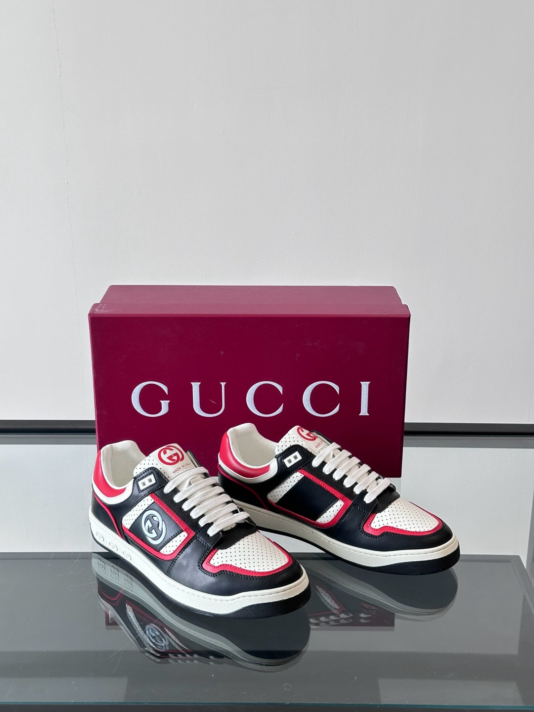 구찌 Gucci 스니커즈