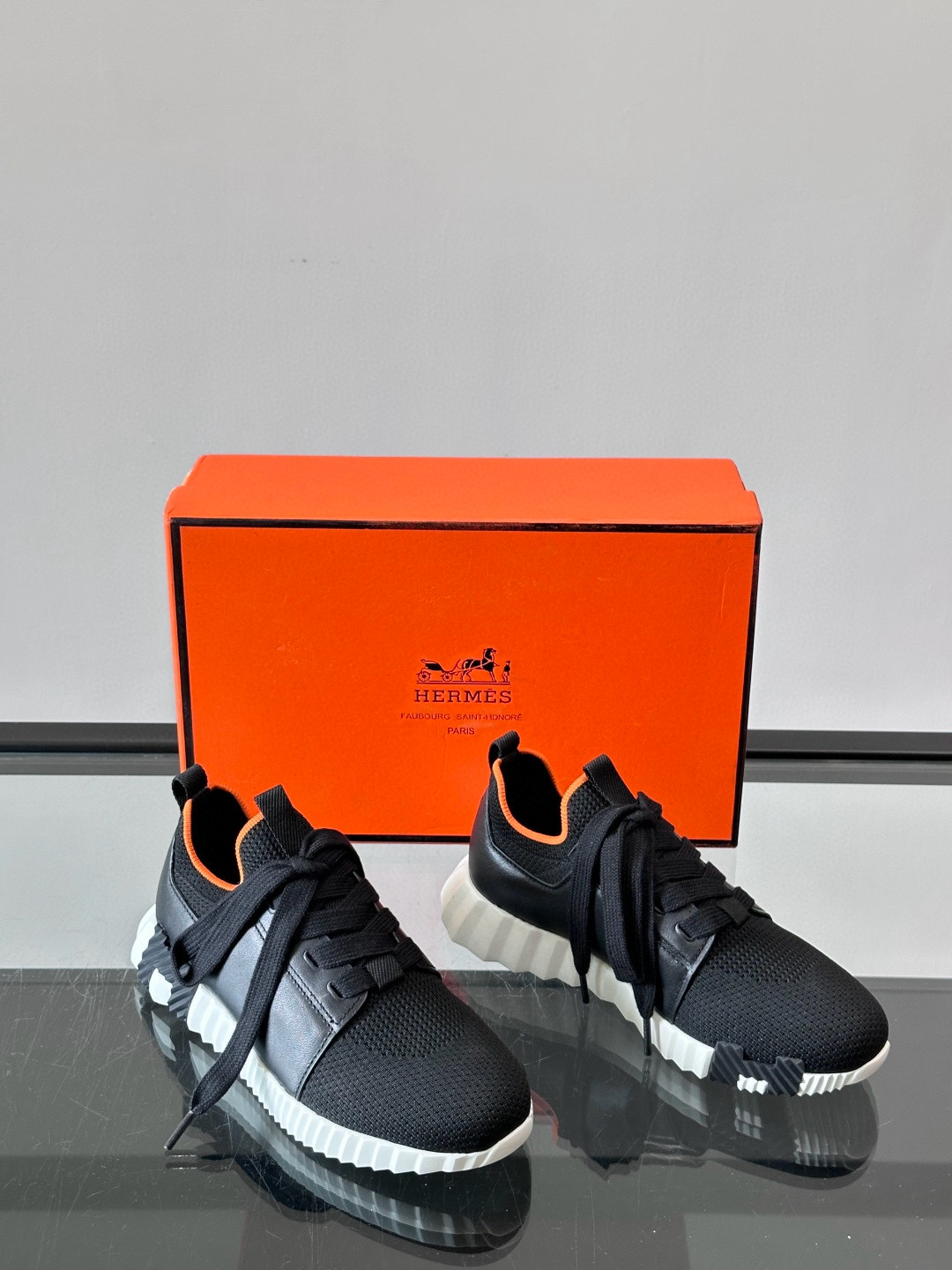 에르메스 Hermes Bouncing 스니커즈