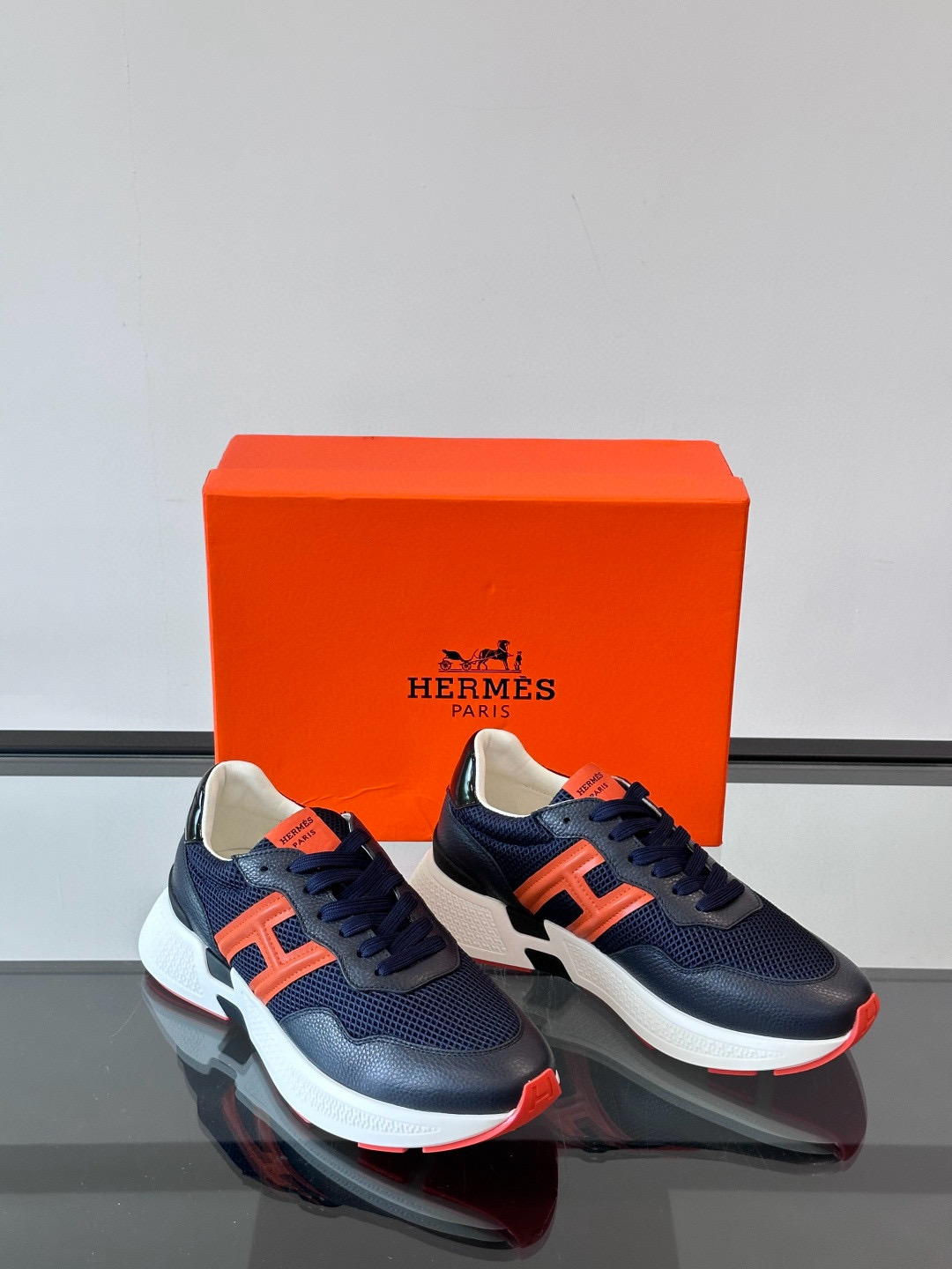 에르메스 Hermes Hugo 스니커즈